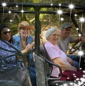 Meet your Posher, Loraine